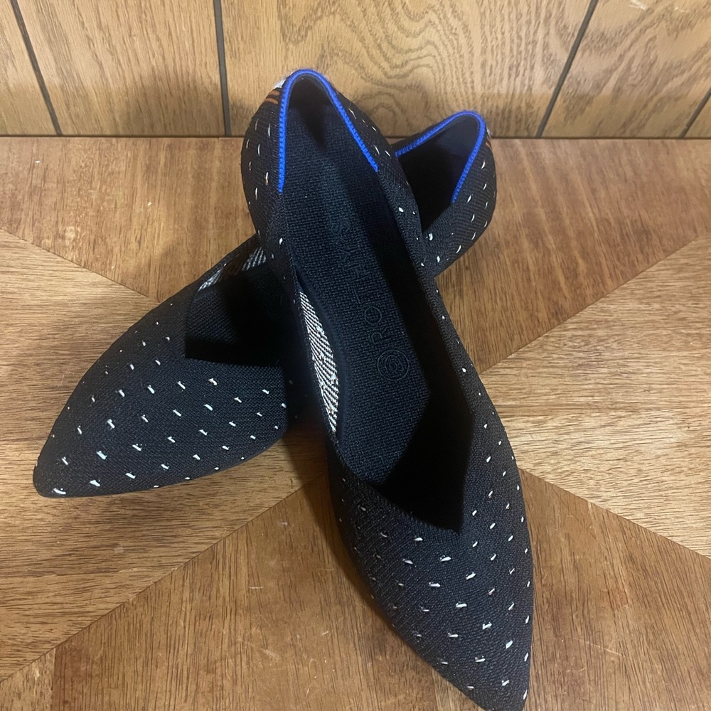 Rothy's Ivory Polka Point Black - Picture 5 of 15